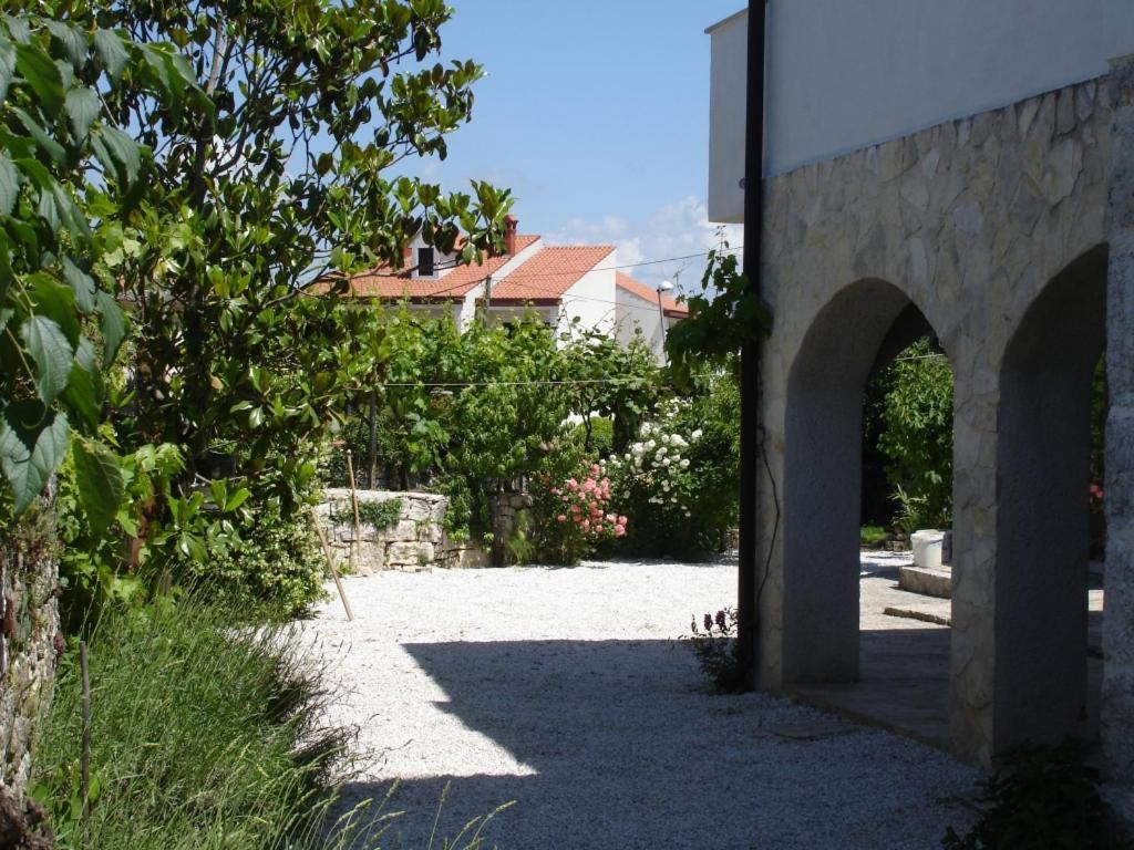 Holiday Apartment In Funtana With Balcony, Air Conditioning, Wifi, Washing Machine 4982-1 Extérieur photo